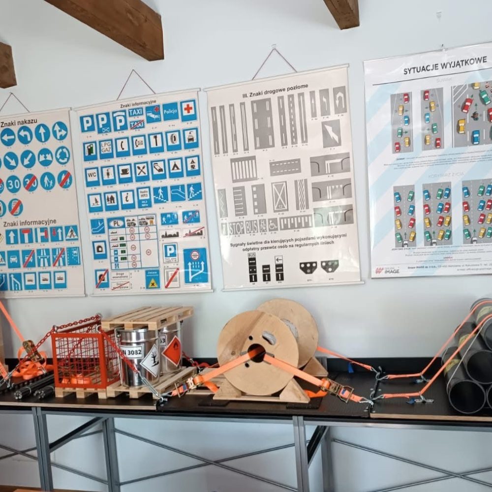 szkolenia-kierowcow-zawodowych-symulato- mocoania-ladunkow-kosnowicz-ostrow-wielkopolski-4